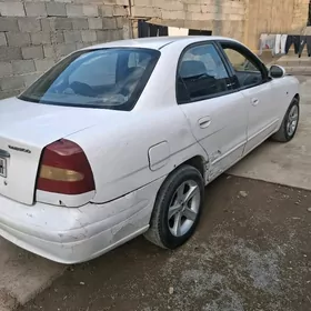 Daewoo Nubira 2001