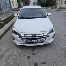 Hyundai Elantra 2020
