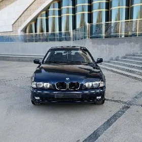 BMW E39 1998