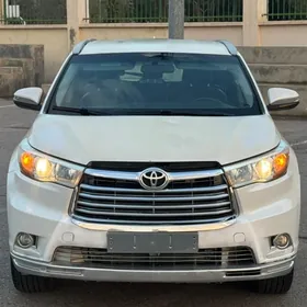 Toyota Highlander 2016