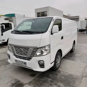 Nissan Urvan 2021