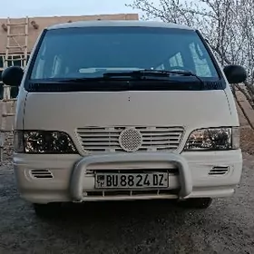 Mercedes-Benz Sprinter 2001