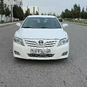 Toyota Camry 2011