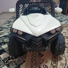 Детская машинка