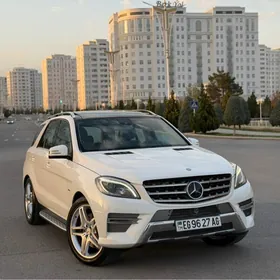 Mercedes-Benz ML400 2015