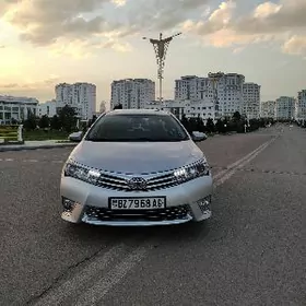 Toyota Corolla 2015