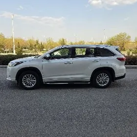 Toyota Highlander 2017