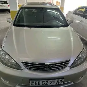 Toyota Camry 2004