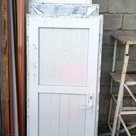 прадаеца двери