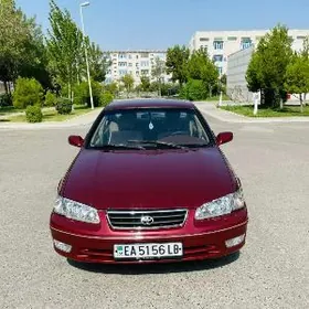 Toyota Camry 1999