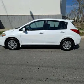 Nissan Versa 2010