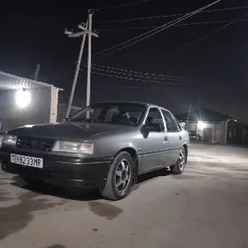 Opel Vectra 1990