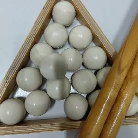 БИЛЬЯРДНЫЕ ШАРЫ