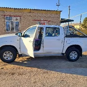 Toyota Hilux 2010