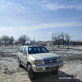 Nissan Pathfinder 2003