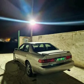 Toyota Camry 2000