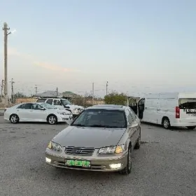 Toyota Camry 2000