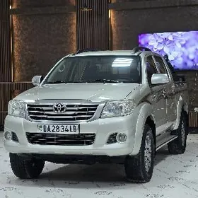 Toyota Hilux 2014