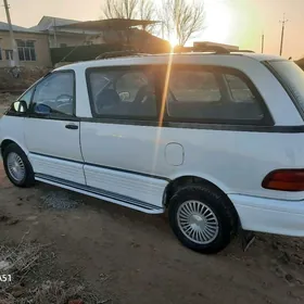 Toyota Previa 1993