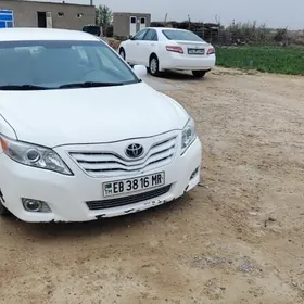 Toyota Camry 2010