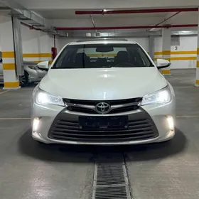Toyota Camry 2016