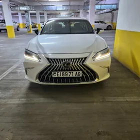 Lexus ES 350 2023