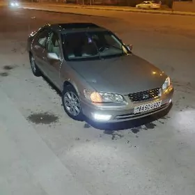 Toyota Camry 1999