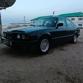 BMW E34 1990