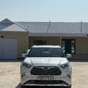 Toyota Highlander 2020