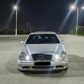 Mercedes-Benz E55 AMG 2000