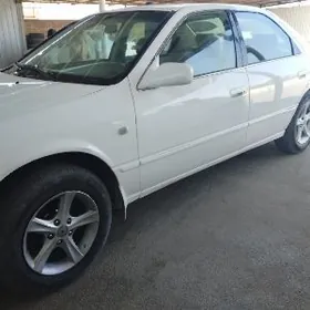 Toyota Camry 1998