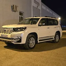 Toyota Land Cruiser Prado 2020