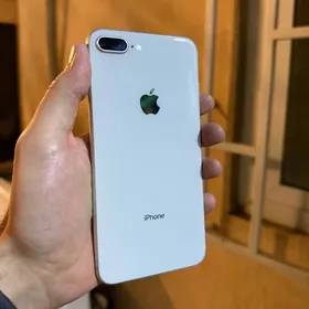 iPhone 8 Plus