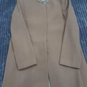 Платья и пальто