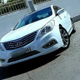 Hyundai Azera 2011