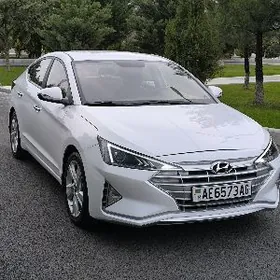Hyundai Elantra 2019