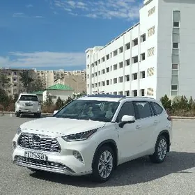 Toyota Highlander 2020