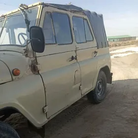 UAZ 469 1983