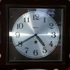 Часы Весна настенные