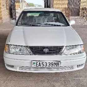 Toyota Avalon 1999