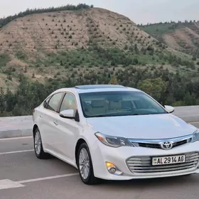 Toyota Avalon 2013