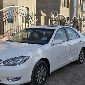 Toyota Camry 2004