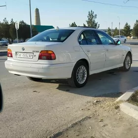BMW E39 2003