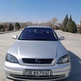 Opel Astra 2003