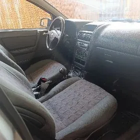 Opel Astra 2003