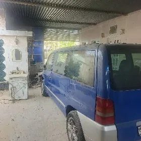 Mercedes-Benz B-Class 2000