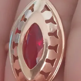 gyzyl ýúzúk gysagly