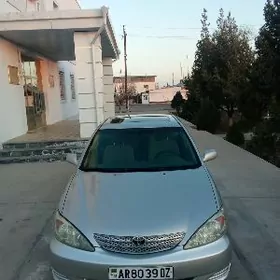 Toyota Camry 2004