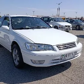Toyota Camry 1997