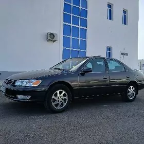 Toyota Camry 2000